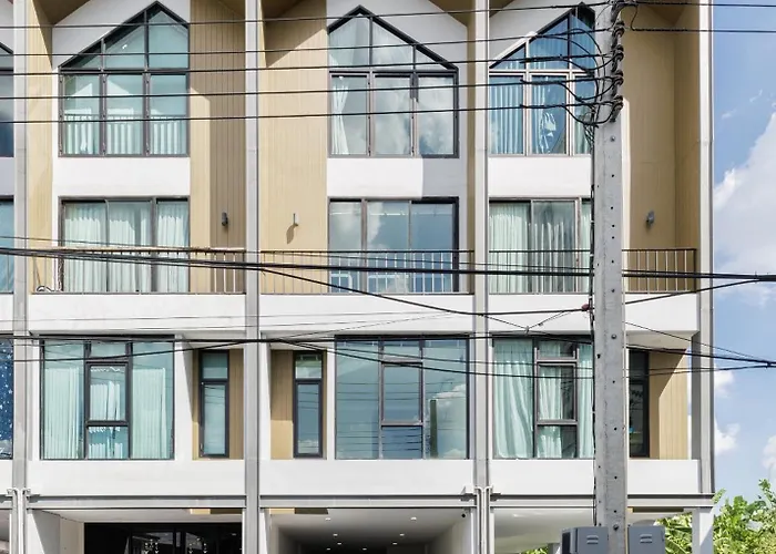 Advanced Accommodate 14 People, With High-speed Wi Fi And Parking On Netflix * 방콕