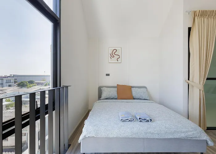 Advanced Accommodate 14 People, With High-speed Wi Fi And Parking On Netflix 아파트 방콕