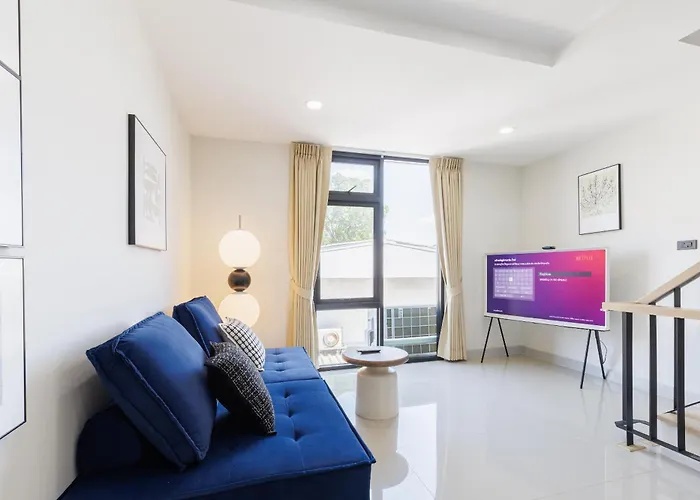 Advanced Accommodate 14 People, With High-speed Wi Fi And Parking On Netflix *