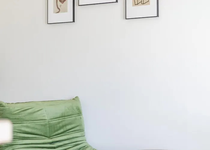 아파트 Advanced Accommodate 14 People, With High-speed Wi Fi And Parking On Netflix *