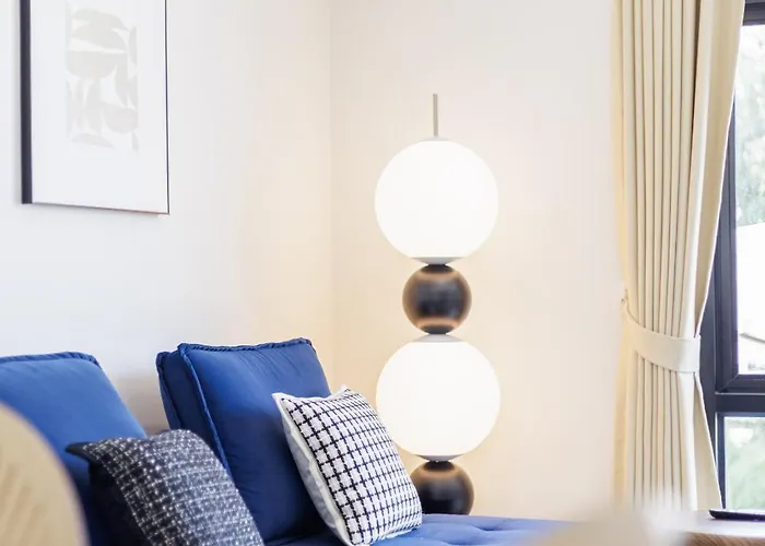 Advanced Accommodate 14 People, With High-speed Wi Fi And Parking On Netflix 아파트 방콕