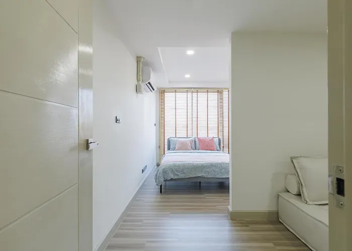 Advanced Accommodate 14 People, With High-speed Wi Fi And Parking On Netflix * 방콕