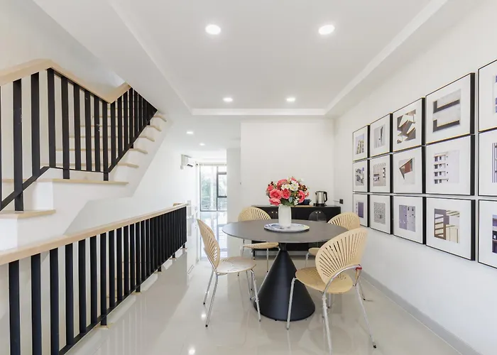 Advanced Accommodate 14 People, With High-speed Wi Fi And Parking On Netflix 아파트