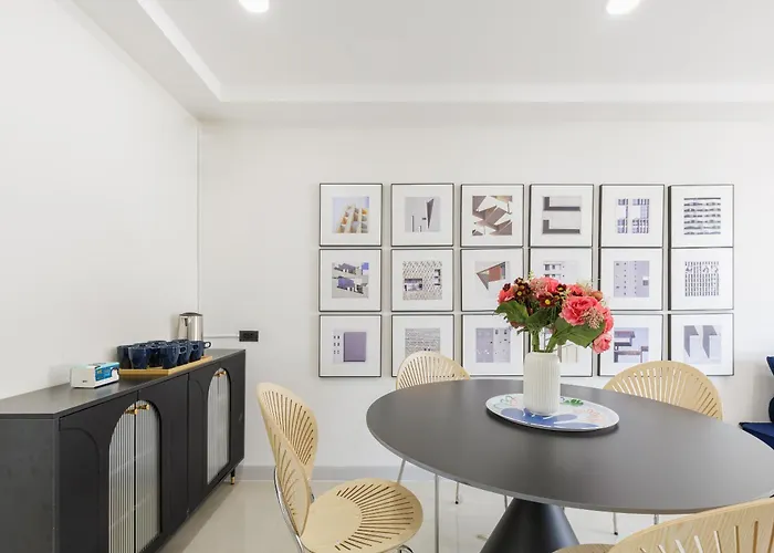 Advanced Accommodate 14 People, With High-speed Wi Fi And Parking On Netflix 아파트 *