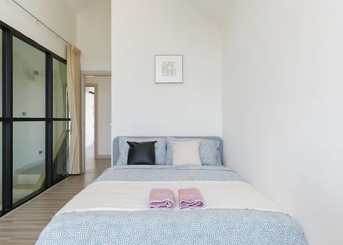 아파트 Advanced Accommodate 14 People, With High-speed Wi Fi And Parking On Netflix
