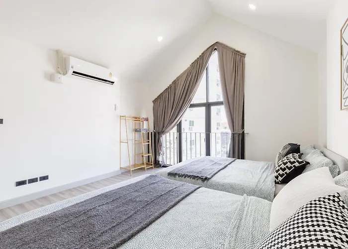 Advanced Accommodate 14 People, With High-speed Wi Fi And Parking On Netflix * 방콕